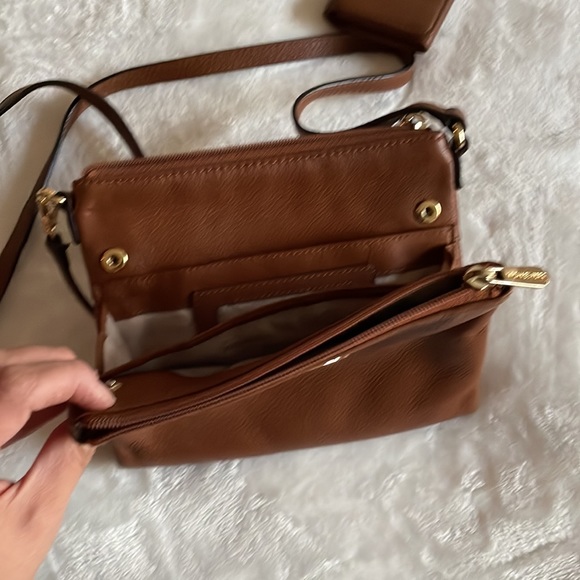 Michael kors side bag with mini wallet - Picture 2 of 7